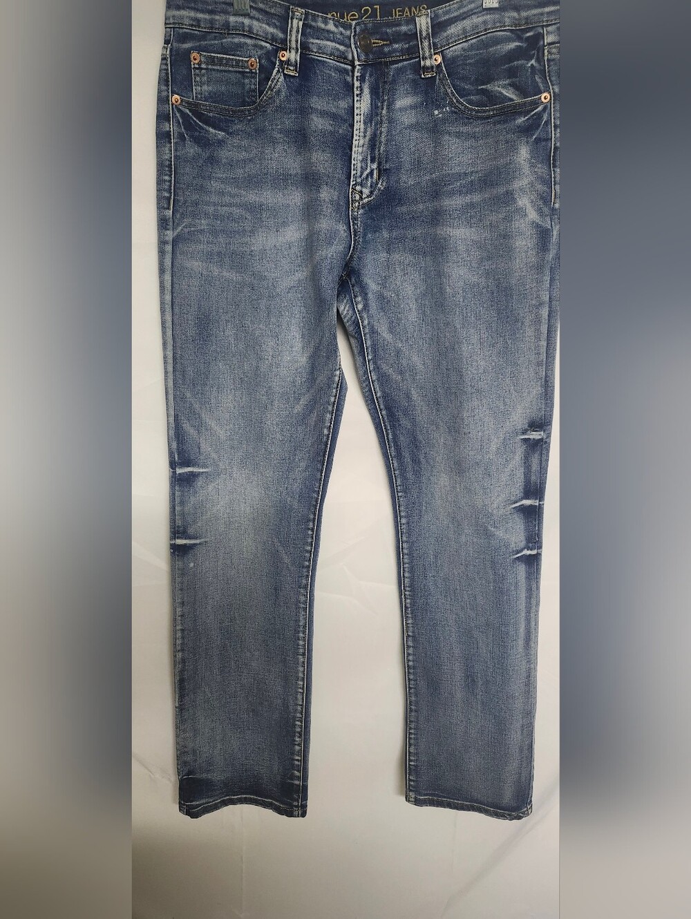 Rue 21 Men’s Bootcut Jeans - Light Blue Wash